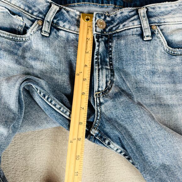 Silver Jeans Women's 30 Light Wash Faded Blue Denim Suki Capri Mid Rise Stretch - Picture 10 of 13